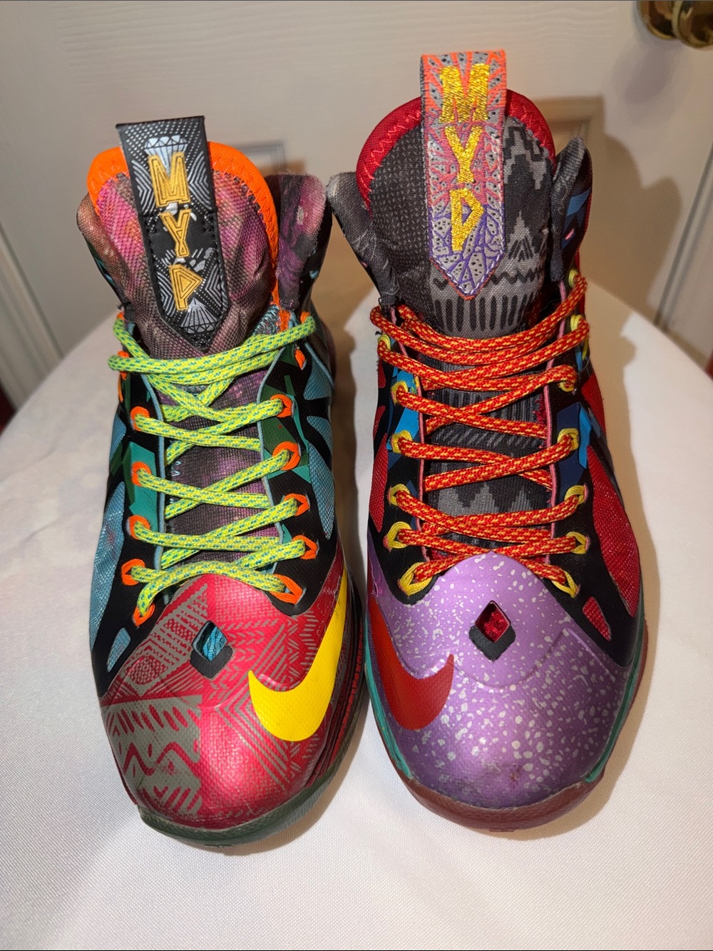 Nike Lebron 10s "What the Lebrons" Boys Size 7